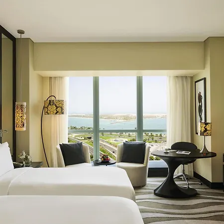 Sofitel Abu Dhabi Corniche Hotel Exterior photo