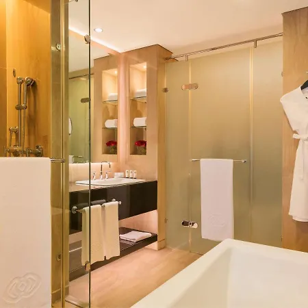 Sofitel Abu Dhabi Corniche Hotel Exterior foto Bathroom