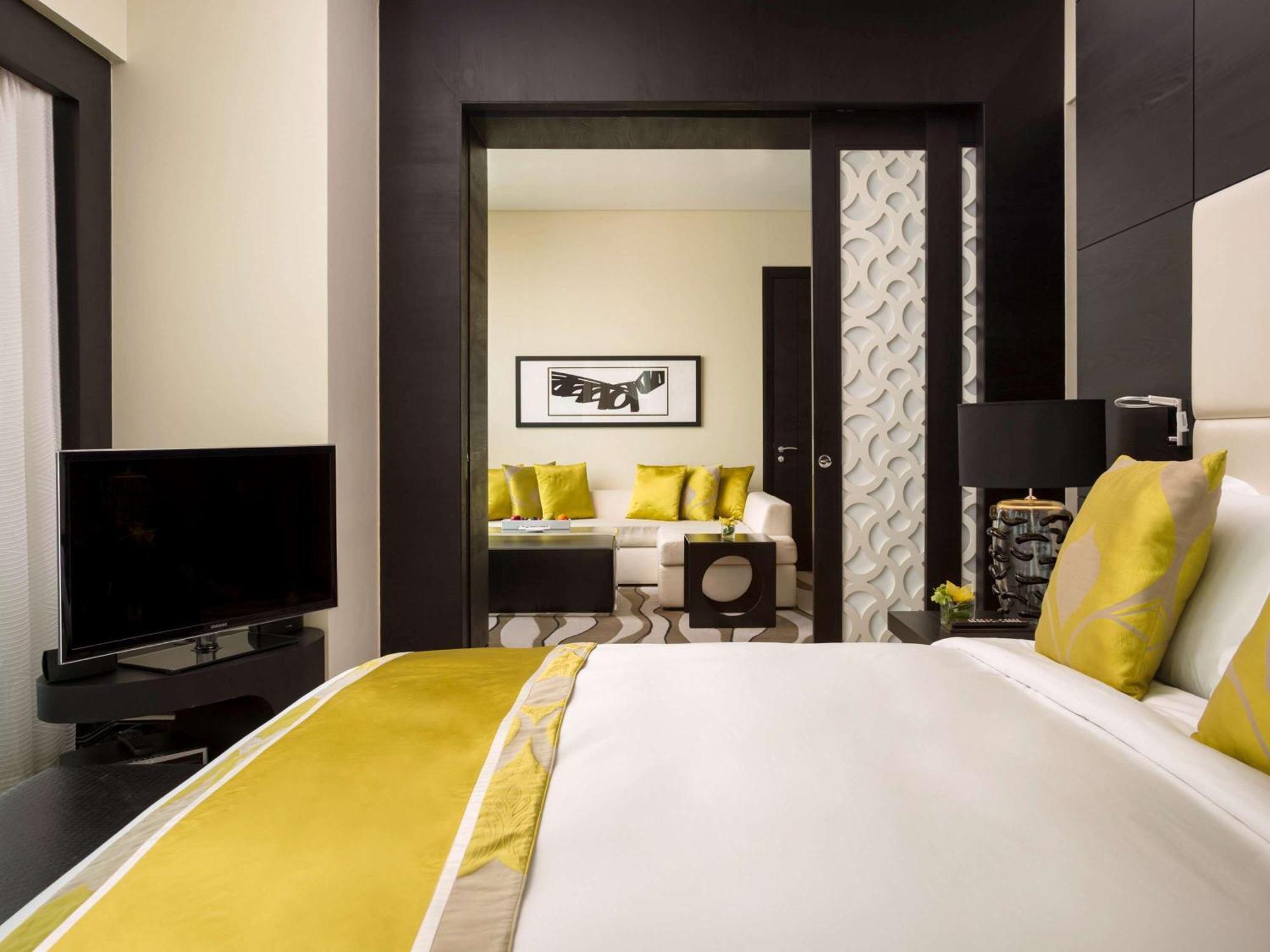 Sofitel Corniche 5*