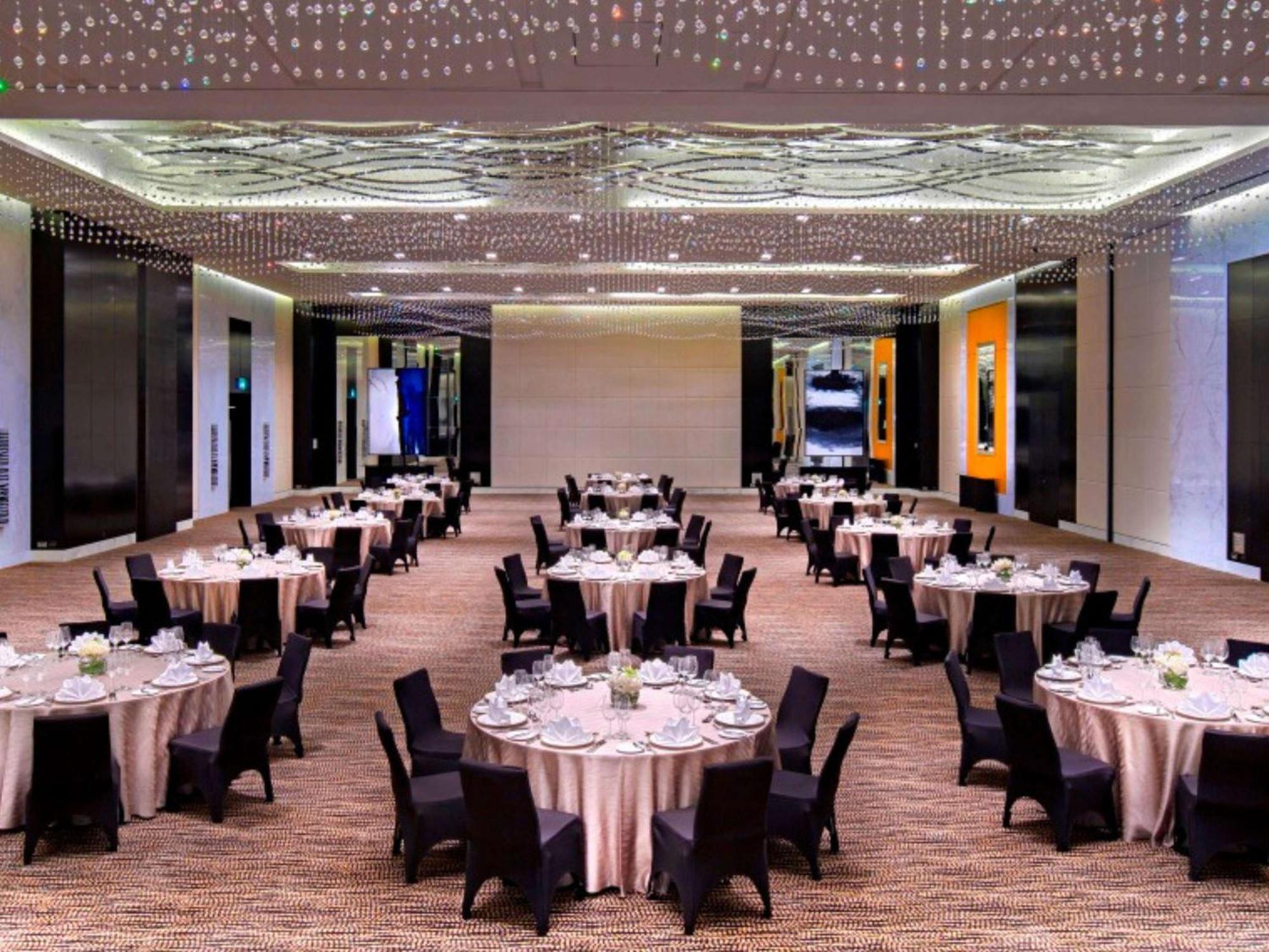 Hotel Sofitel Corniche 5*