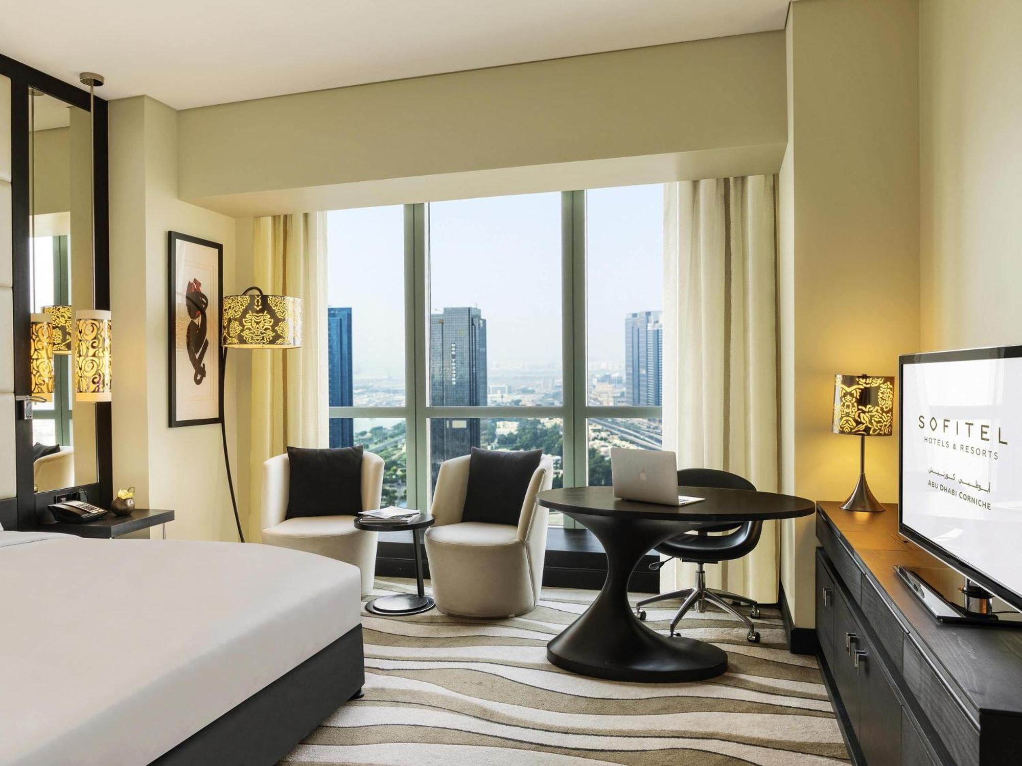 Sofitel Corniche 5*