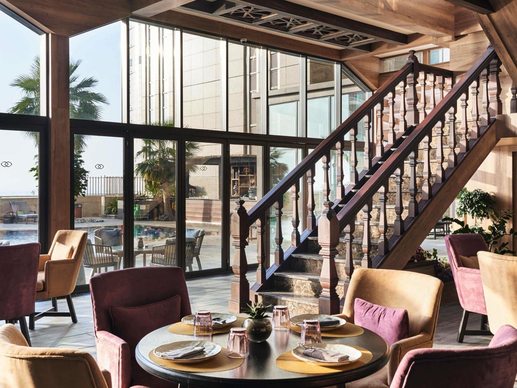 Sofitel Corniche 5* Abu Dhabi