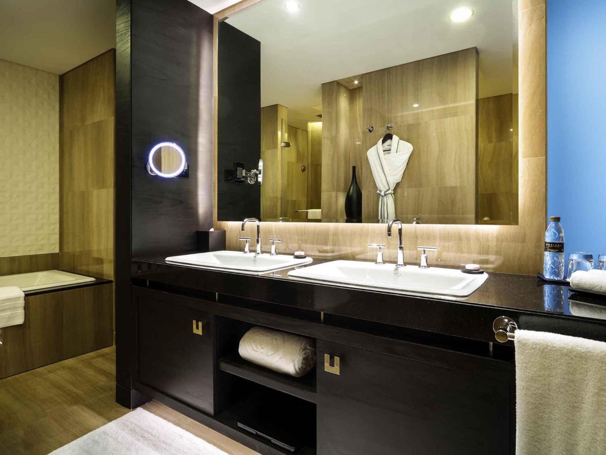 Sofitel Corniche Hotel Abu Dhabi