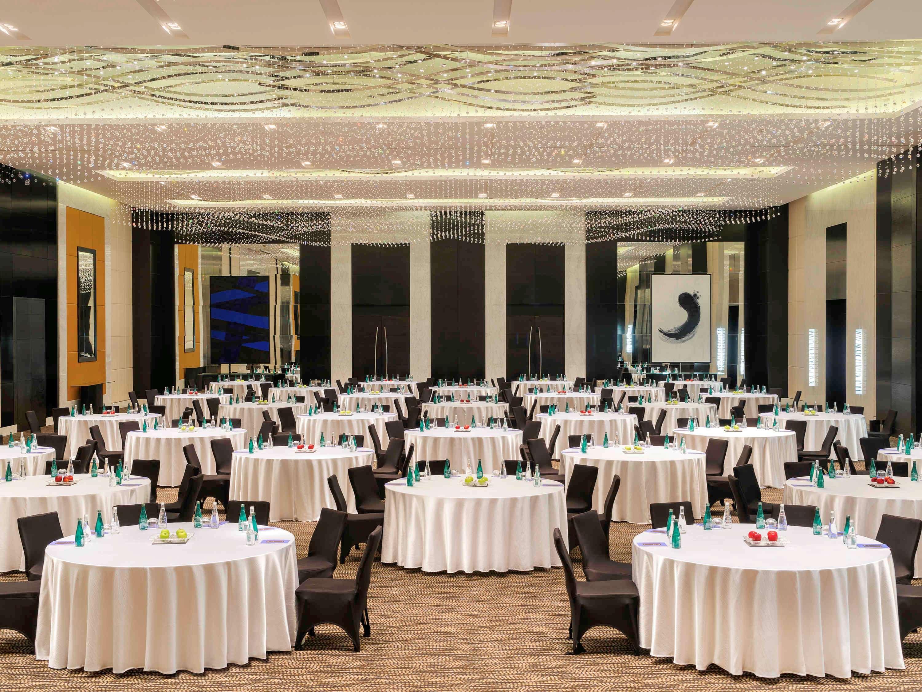 Sofitel Corniche 5*